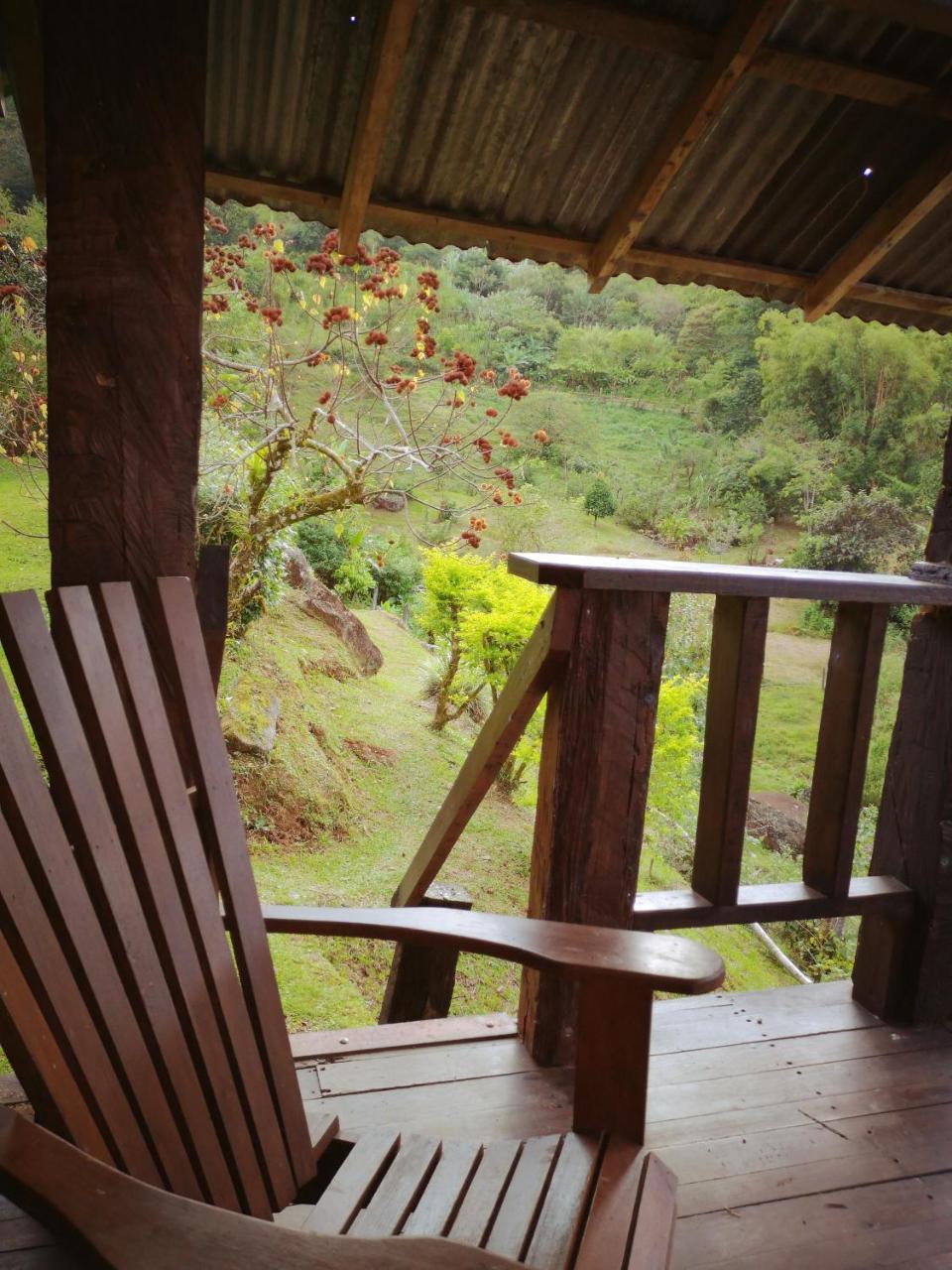 Los Gallitos Eco Lodge San Miguel  Exterior foto